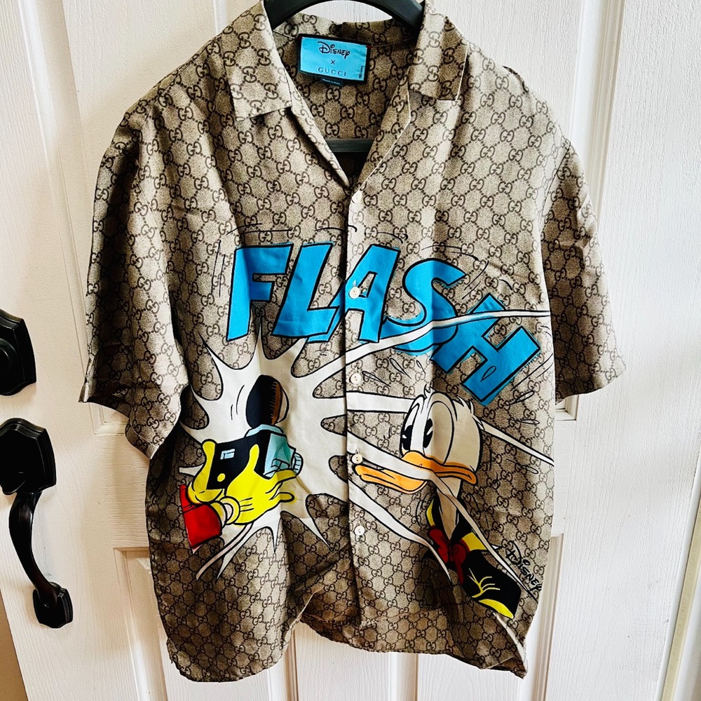 Gucci Brown Casual Button Down Shirt with Modern Elegance